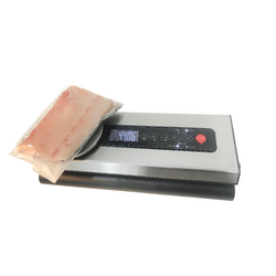 Wildtrak Vacuum Sealer W/Scale 12/240 Volt