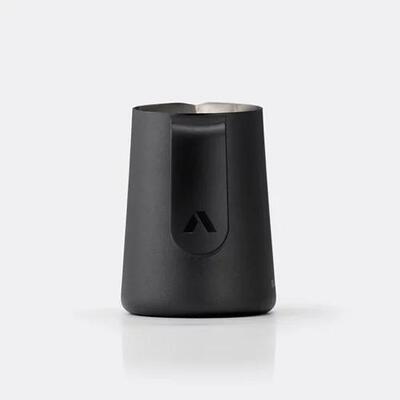 Subminimal Flowtip Jug - Black