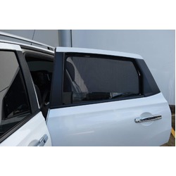 Nissan Dualis/Qashqai Car Rear Window Shades (J10; 2006-2013)*