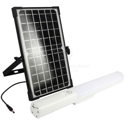 Light LED batten with motion sensor & remote solar panel charger 950lu