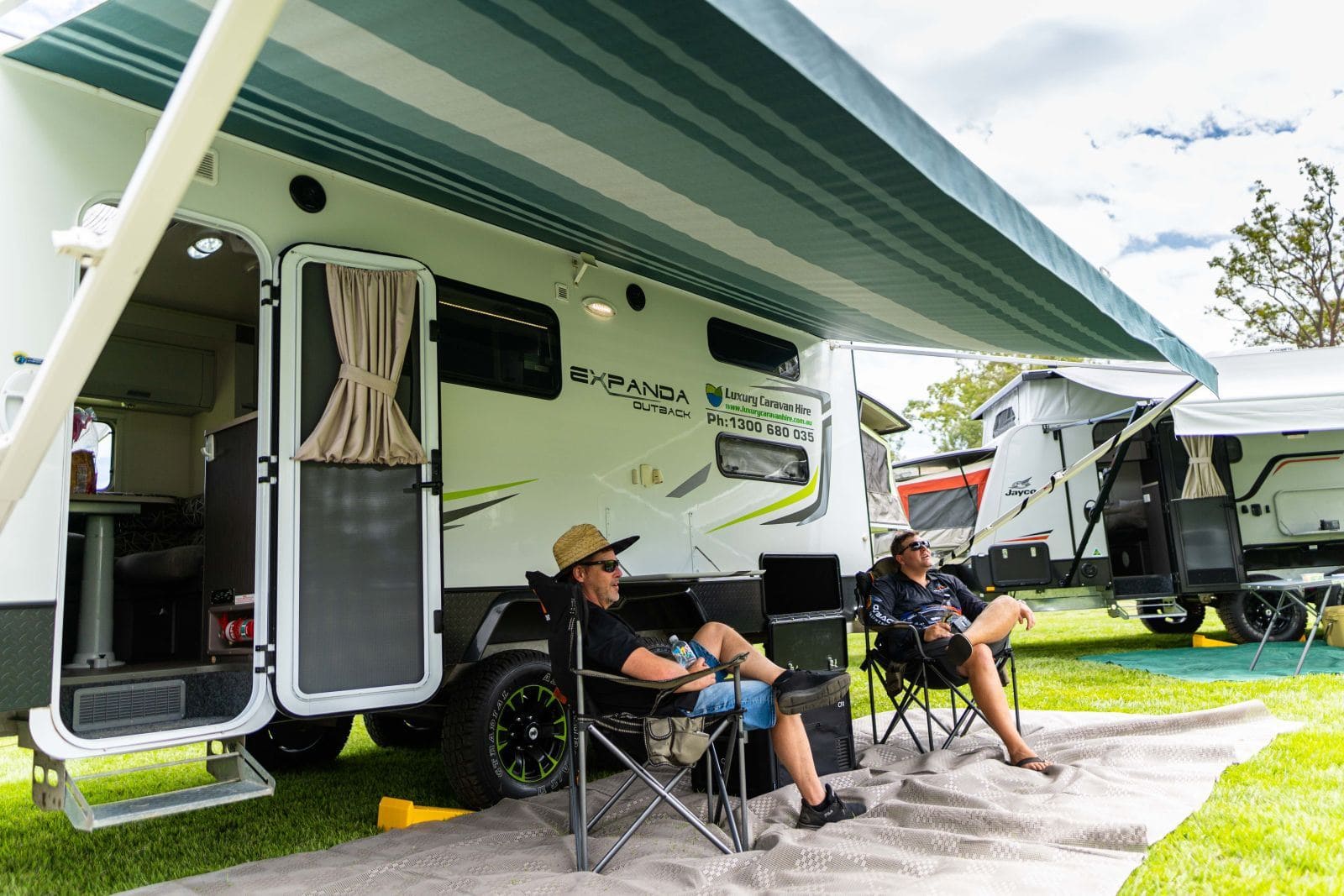 AGM vs Lithium Batteries: Best Deep Cycle Battery for Caravans